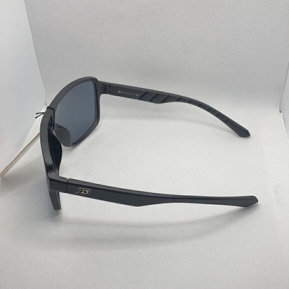 Dxtreme Shield Mens Black Frame Dark Lens Sunglasses - Picture 3 of 4